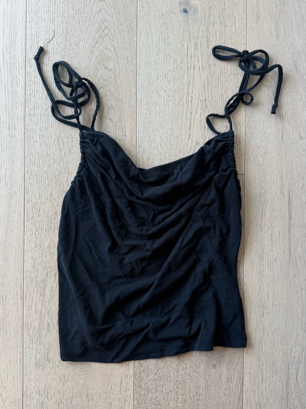 Tie shoulder tank top